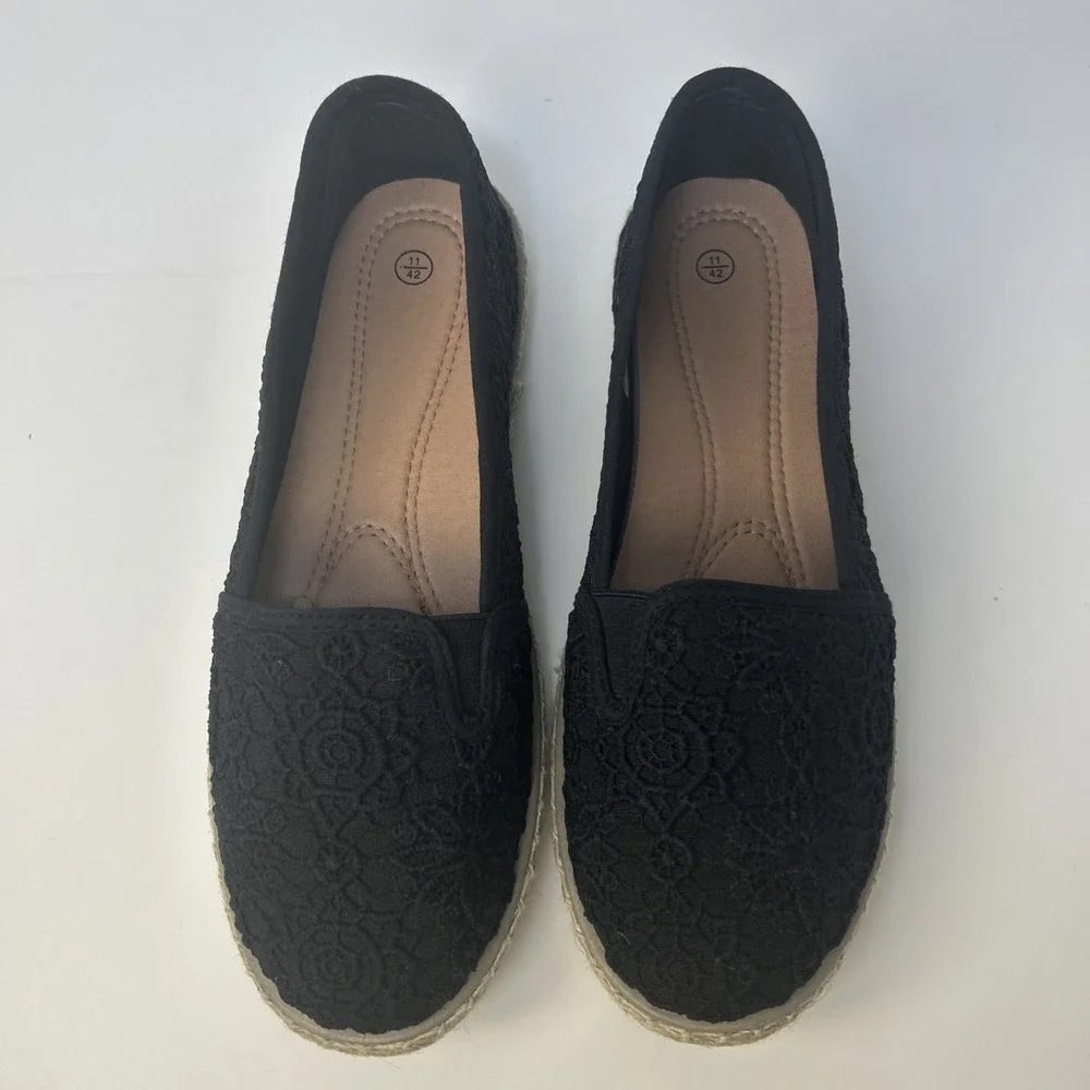POVOGER Women's Size 11 Black Floral Lace Espadrille Flats Slip On Loafers NEW